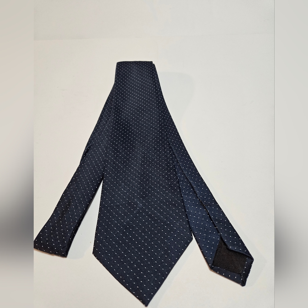 Pierre Jacques New York Paris Men's Neck Tie Size 3.75 x 55 Navy & Light Blue